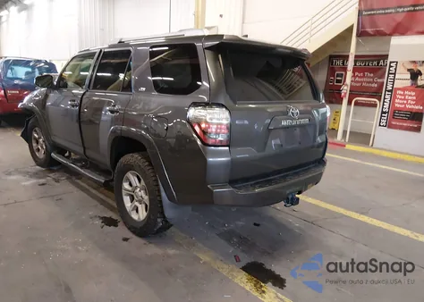 2018 Toyota 4Runner Sr5 из США, поврежденный, VIN JTEBU5JR3J5532706